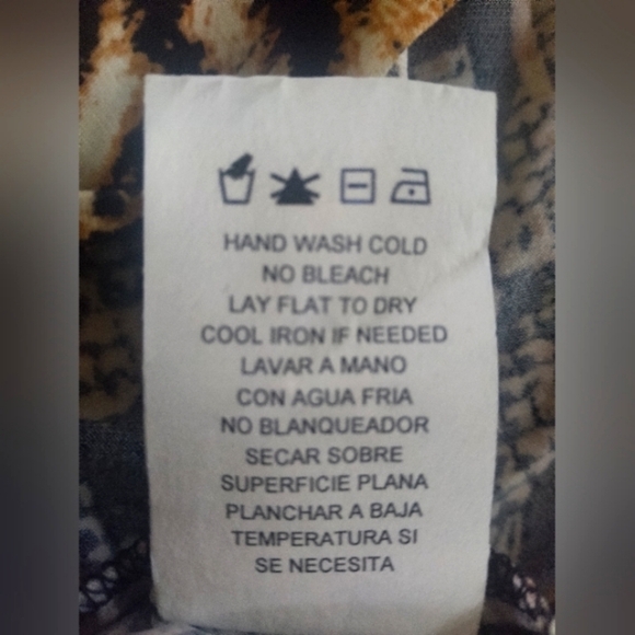 NWOT Plus Size Ladies Dress - Picture 5 of 10